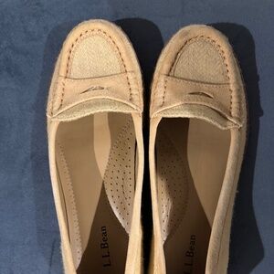 LIKE NEW L.L.Bean Loafers